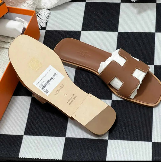 Hermès  Oran Sandal – Brown Leather
