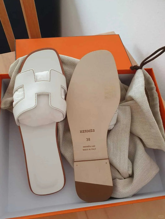 Hermès  Oran Sandal – White Leather