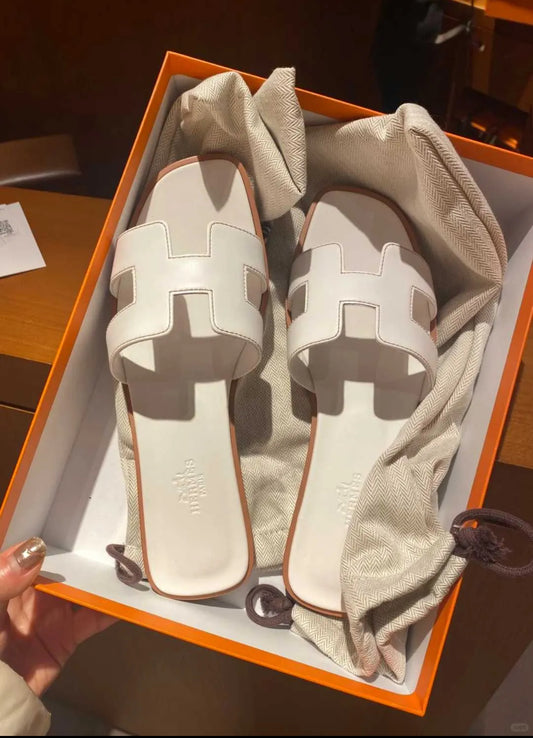 Hermès  Oran Sandal – White Leather